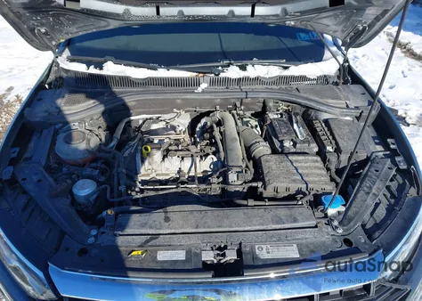 2019 Volkswagen Jetta 1.4T R-Line/1.4T S/1.4T Se из США, поврежденный, VIN 3VWC57BU6KM026249